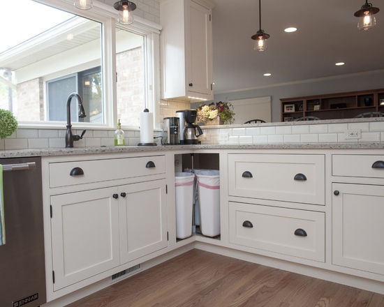 https://www.thompsonremodeling.com/hs-fs/hubfs/01_Gallery/Industrial%20Retro%20Kitchen/Thompson-remodeling-Industrial%20Retro%20Kitchen12.jpg?width=550&name=Thompson-remodeling-Industrial%20Retro%20Kitchen12.jpg