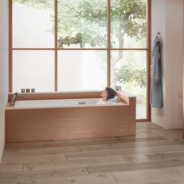 DXV_DXV-Aqua-Moment-Drop-in-Airbath-with-Waterfall_b7c0024f
