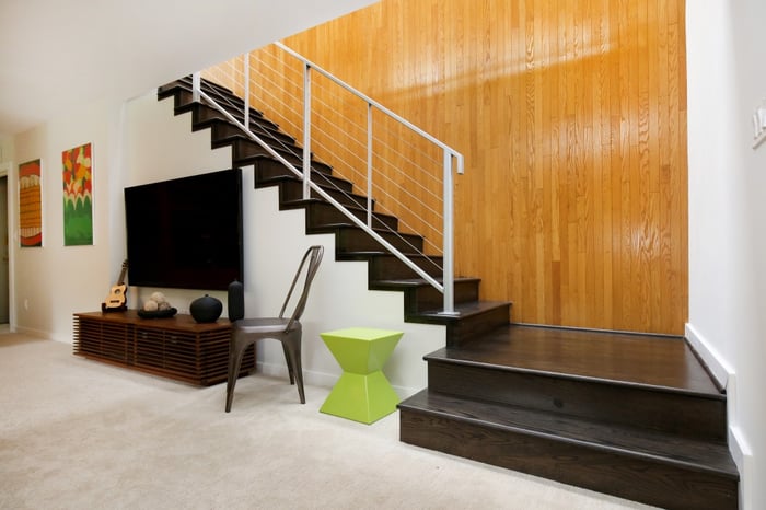 modern staircase renovation