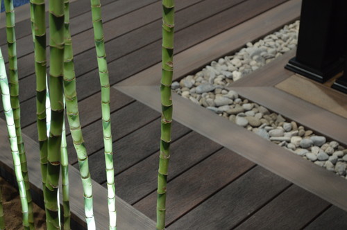 contemporary-deck.jpg