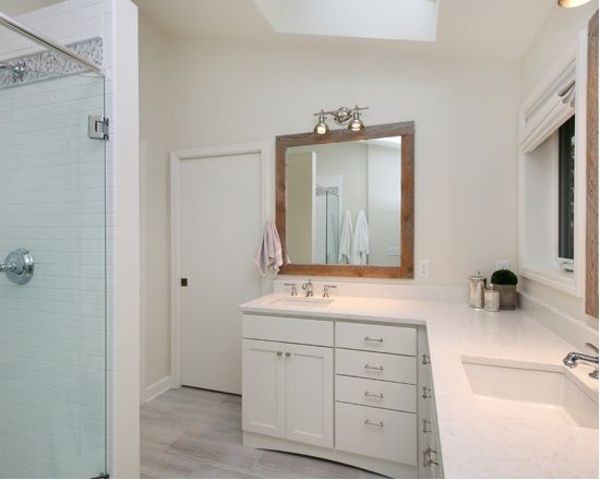 Thompson-remodeling-Classic White Bathroom Remodel3.jpg