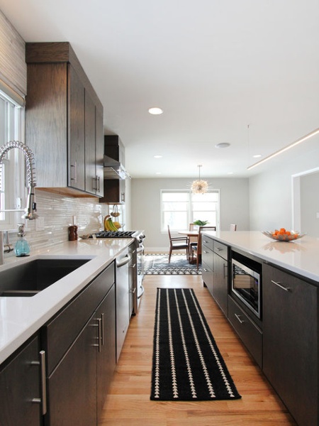 Thompson-remodeling-Clean and Modern Kitchen7.jpg