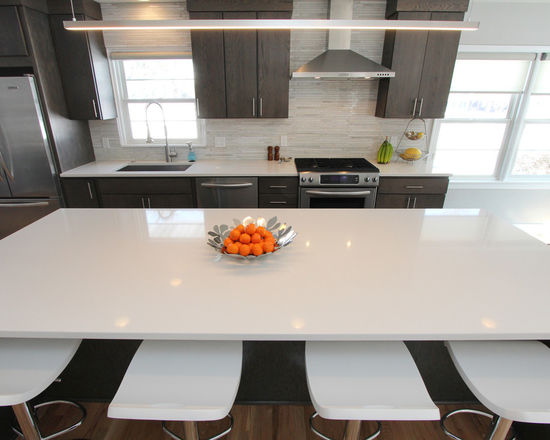 Thompson-remodeling-Clean and Modern Kitchen8.jpg