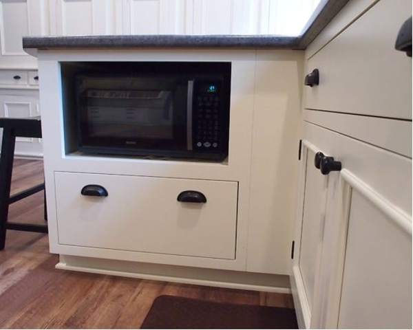 Thompson-remodeling-Farmhouse Kitchen Makeover12.jpg