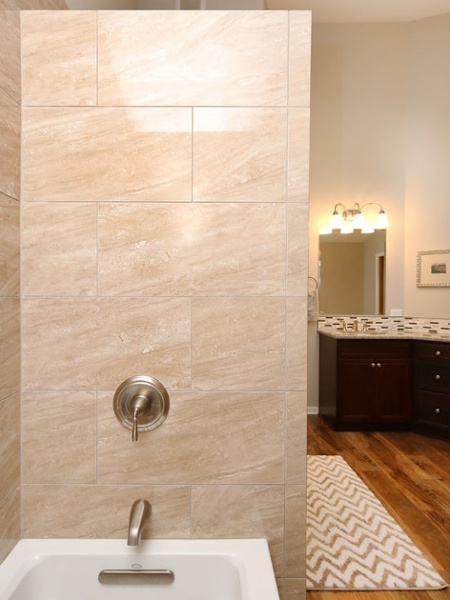 Thompson-remodeling-Grand Rapids Bath Update II1.jpg