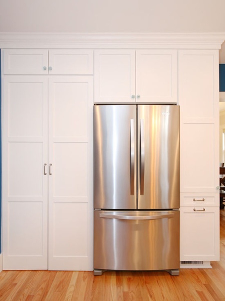 Thompson-remodeling-Kitchen with Hidden Basement Entry Through Pantry11.jpg