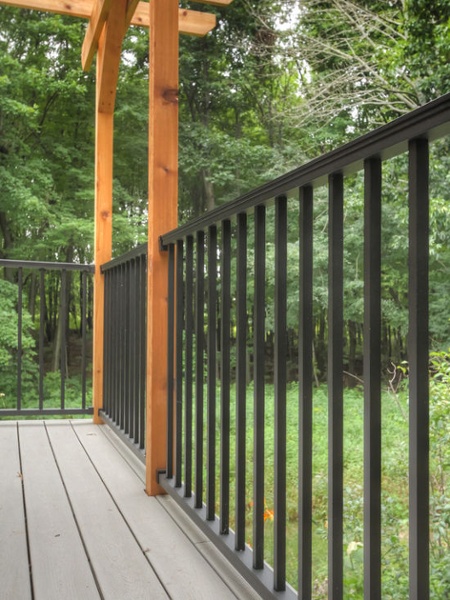 Thompson-remodeling-Log Cabin Deck with Pergola1.jpg