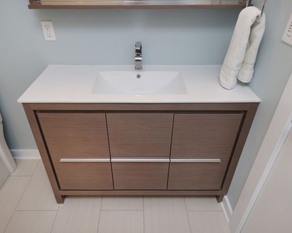 Thompson-remodeling-modern-and-clean-bath2.jpg