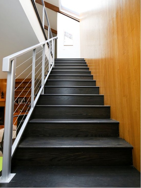 Thompson-remodeling-Modern-Stair-Rail8.jpg