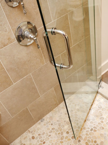 Thompson-remodeling-Sophisticated-Bath-Transformation3.jpg