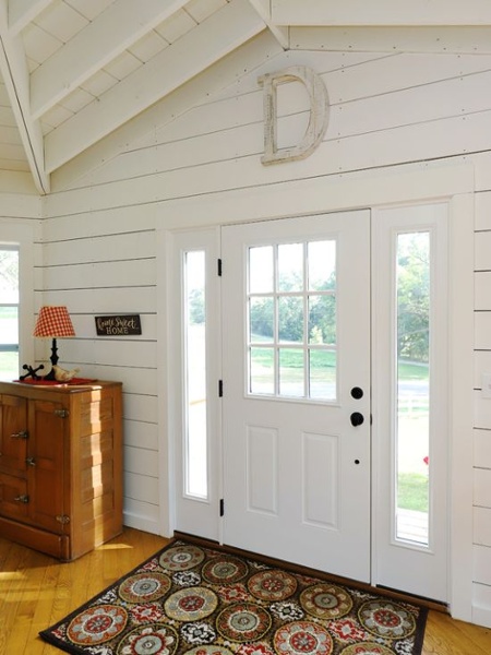Thompson-Remodeling-A-New-Entry-with-Nostalgic-Roots11.jpg