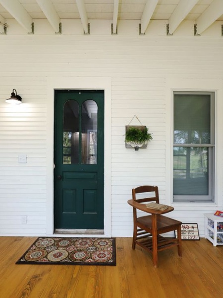 Thompson-Remodeling-A-New-Entry-with-Nostalgic-Roots12.jpg