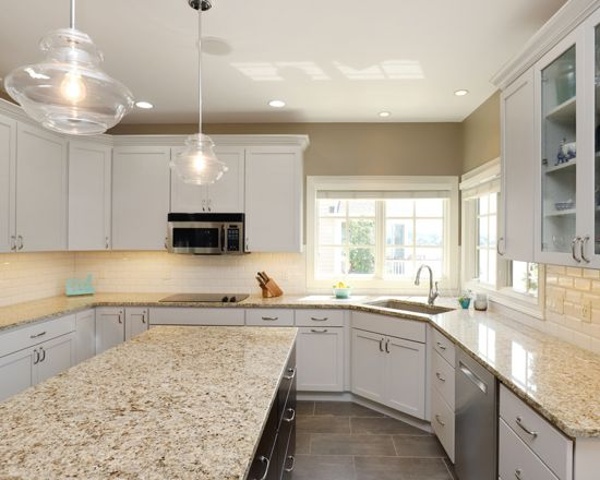 Thompson-Remodeling-two-tone-kitchen-upgrade8.jpg