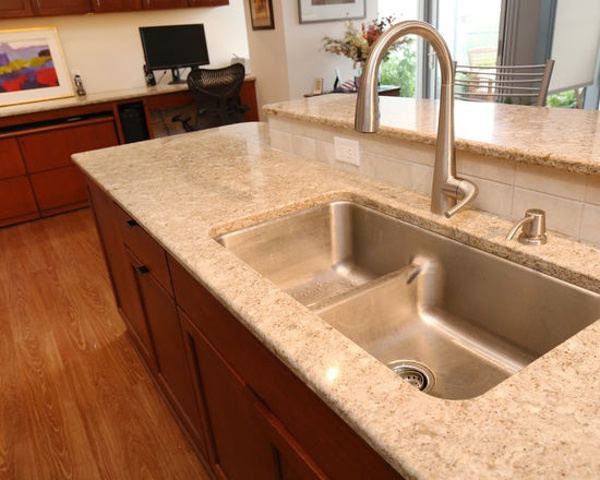 thompson-remodeling-condo-kitchen10.jpg
