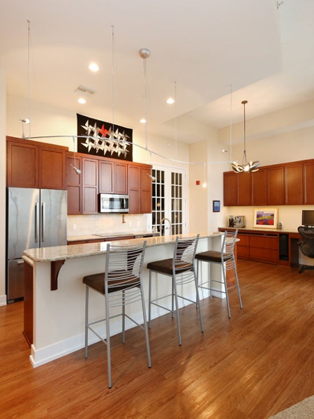 thompson-remodeling-condo-kitchen14.jpg